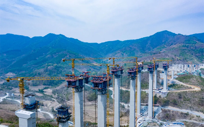 比肩青山接桂黔 | 总群塔助建雅长特大桥
