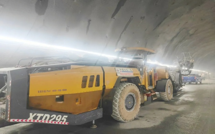 高压高海拔！总凿岩台车挑战高难度铁路隧道