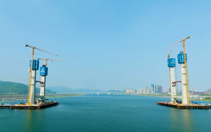 飞渡东海 | 总群塔助建六横公路大桥一期工程