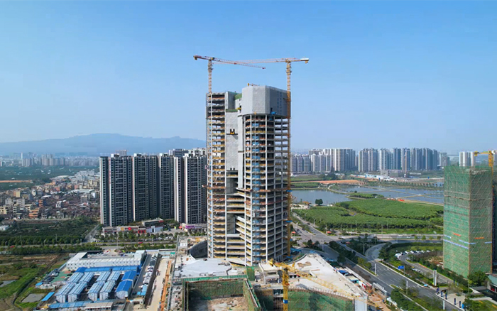 城市“金名片”| 总塔机助建新会第一高楼