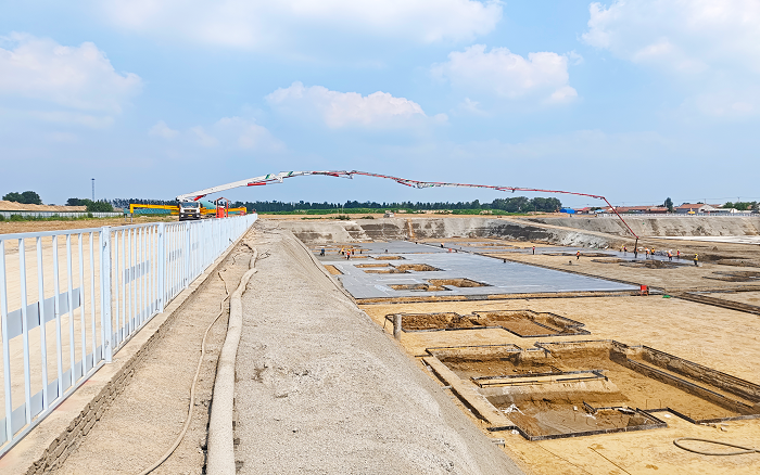 总大米数泵车助建陵城物流园 构筑民生工程新引擎