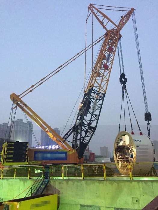 赋能轨交建设，总稳稳‘吊’打难题