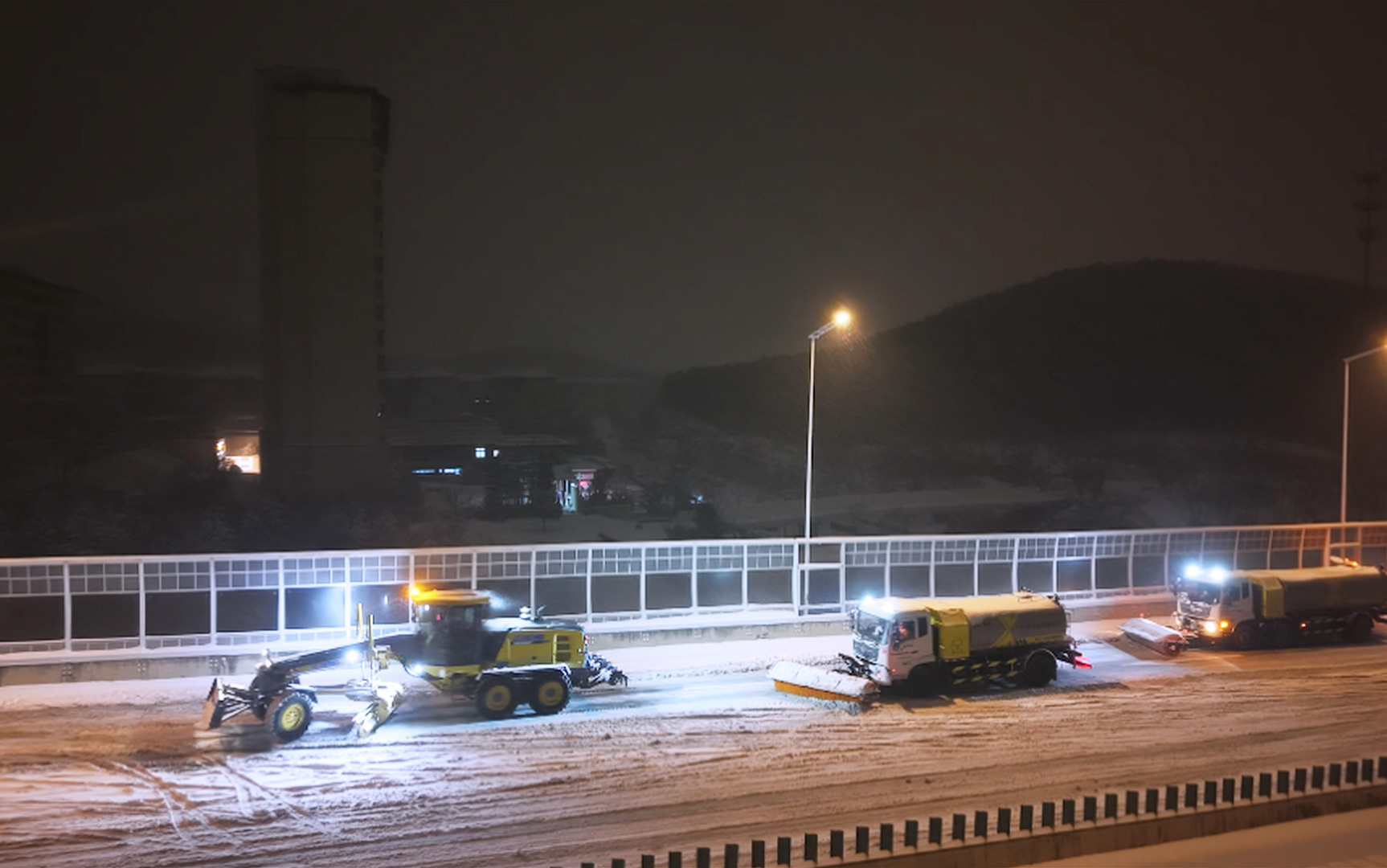 总除雪设备浴